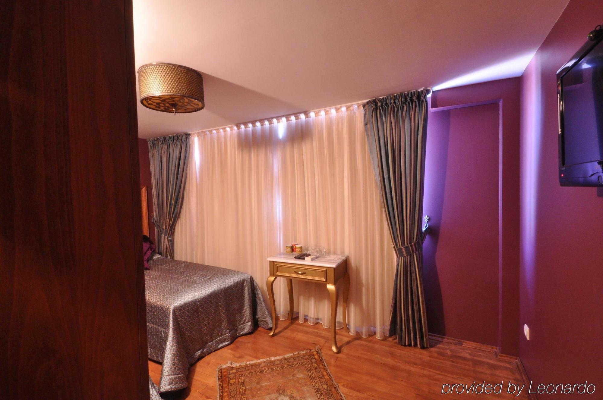 merial hotel SULTANAHMET Istanboel Kamer foto