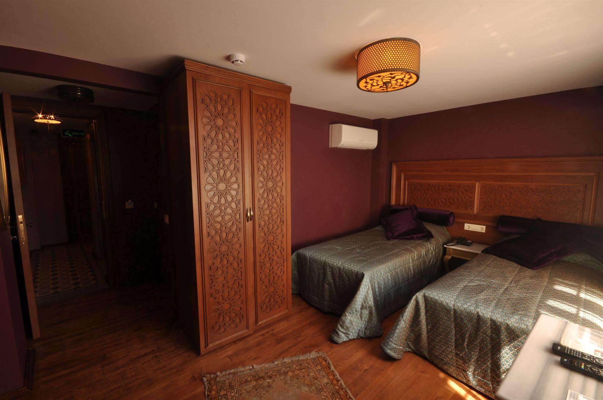merial hotel SULTANAHMET Istanboel Buitenkant foto